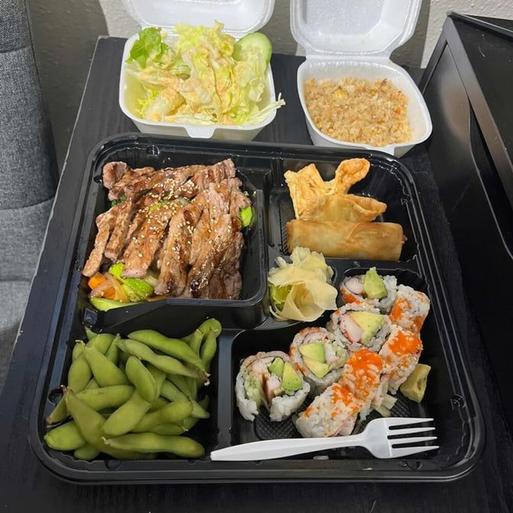 D-Teriyaki  Beef  Bento Box (6oz)